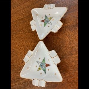 Vintage Lefton ash trays